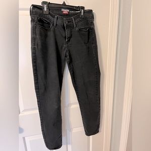 Denizen Black curvy skinny Jeans